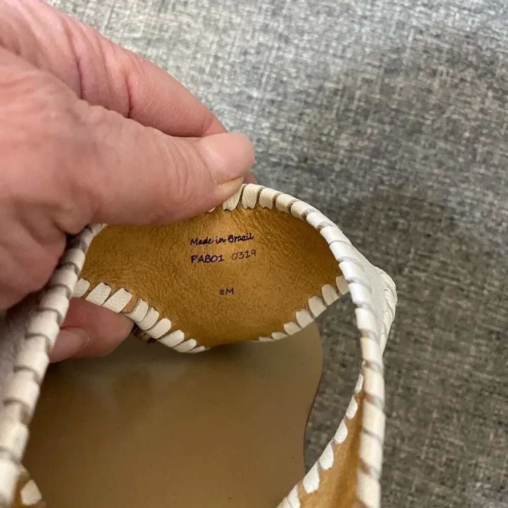 Jack Rogers White and Tan Alana Tassel Thong Sandals Women’s Size 8